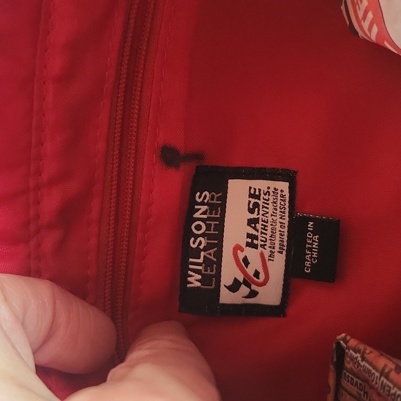 Wilson's House of Leather Authentic Nascar Chase Shoulder Bag - Picture 2 of 6